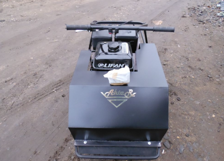 Мотобуксировщик AhtaR Зима 15 л/с с вариатором в Орехово-Зуево