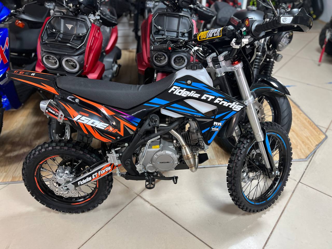 Мотоцикл (питбайк) PROMAX FIDET (ФАЙДЕТ) 190E PRO 17/14 в Орехово-Зуево