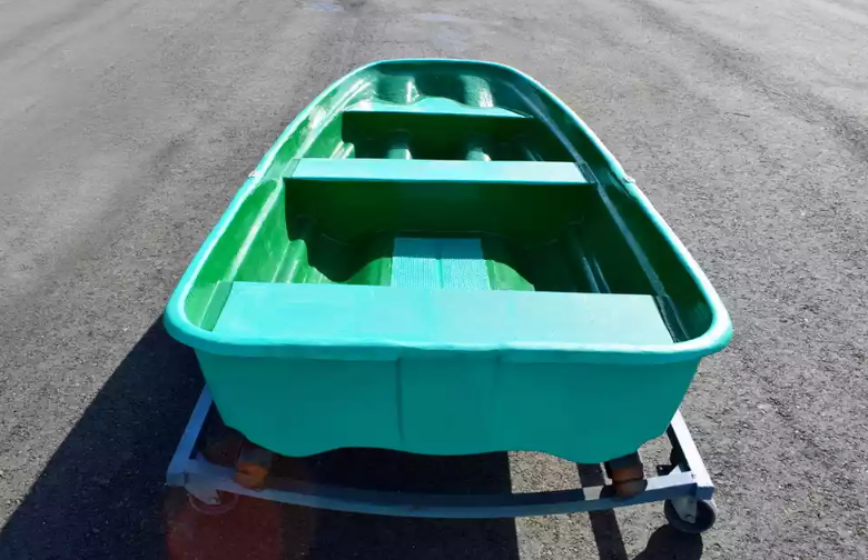 Стеклопластиковая лодка Старт (тримаран) в Орехово-Зуево