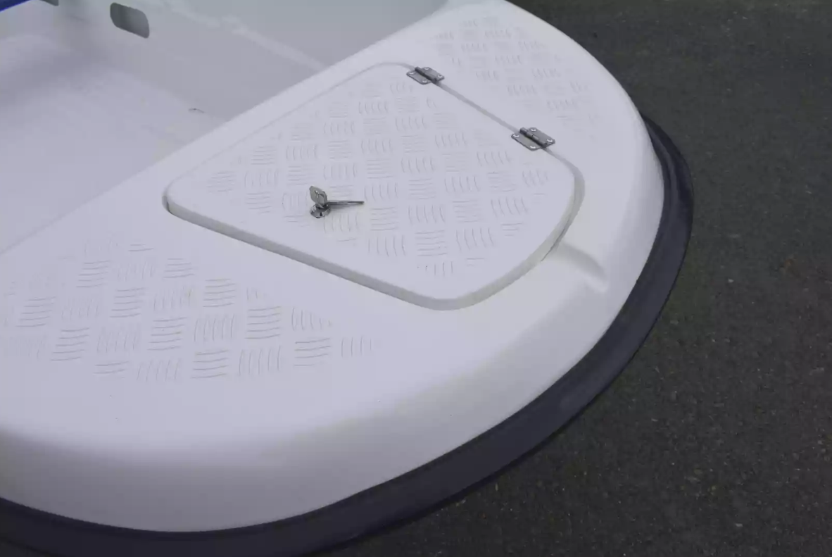 Стеклопластиковая лодка Пингвин New (тримаран) в Орехово-Зуево