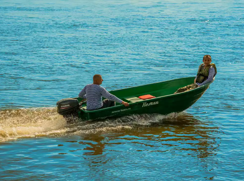 Стеклопластиковая лодка Neman-340 (тримаран) в Орехово-Зуево