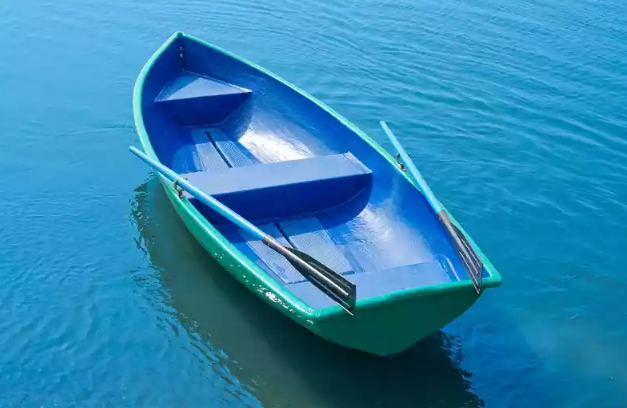 Стеклопластиковая лодка Дельфин в Орехово-Зуево