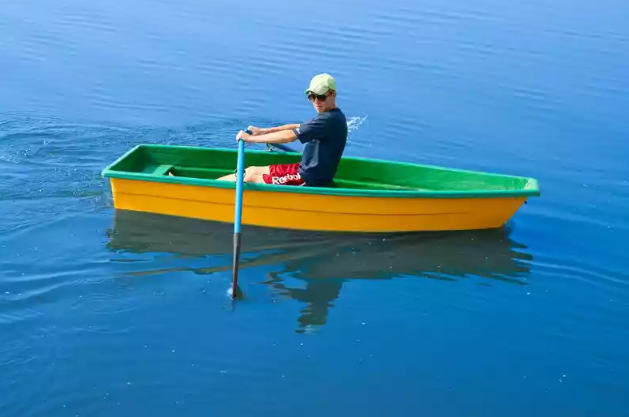 Стеклопластиковая лодка Малютка в Орехово-Зуево