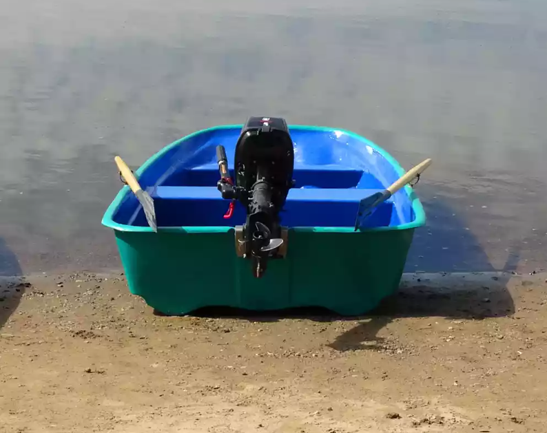 Стеклопластиковая лодка Старт (тримаран) в Орехово-Зуево