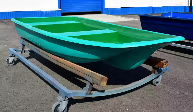 Стеклопластиковая лодка Старт (тримаран) в Орехово-Зуево