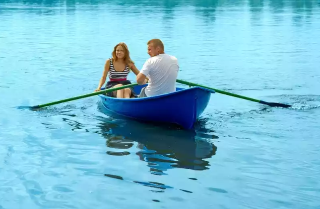 Стеклопластиковая лодка Дельфин в Орехово-Зуево