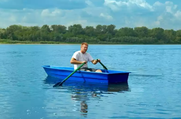 Стеклопластиковая лодка Малютка в Орехово-Зуево