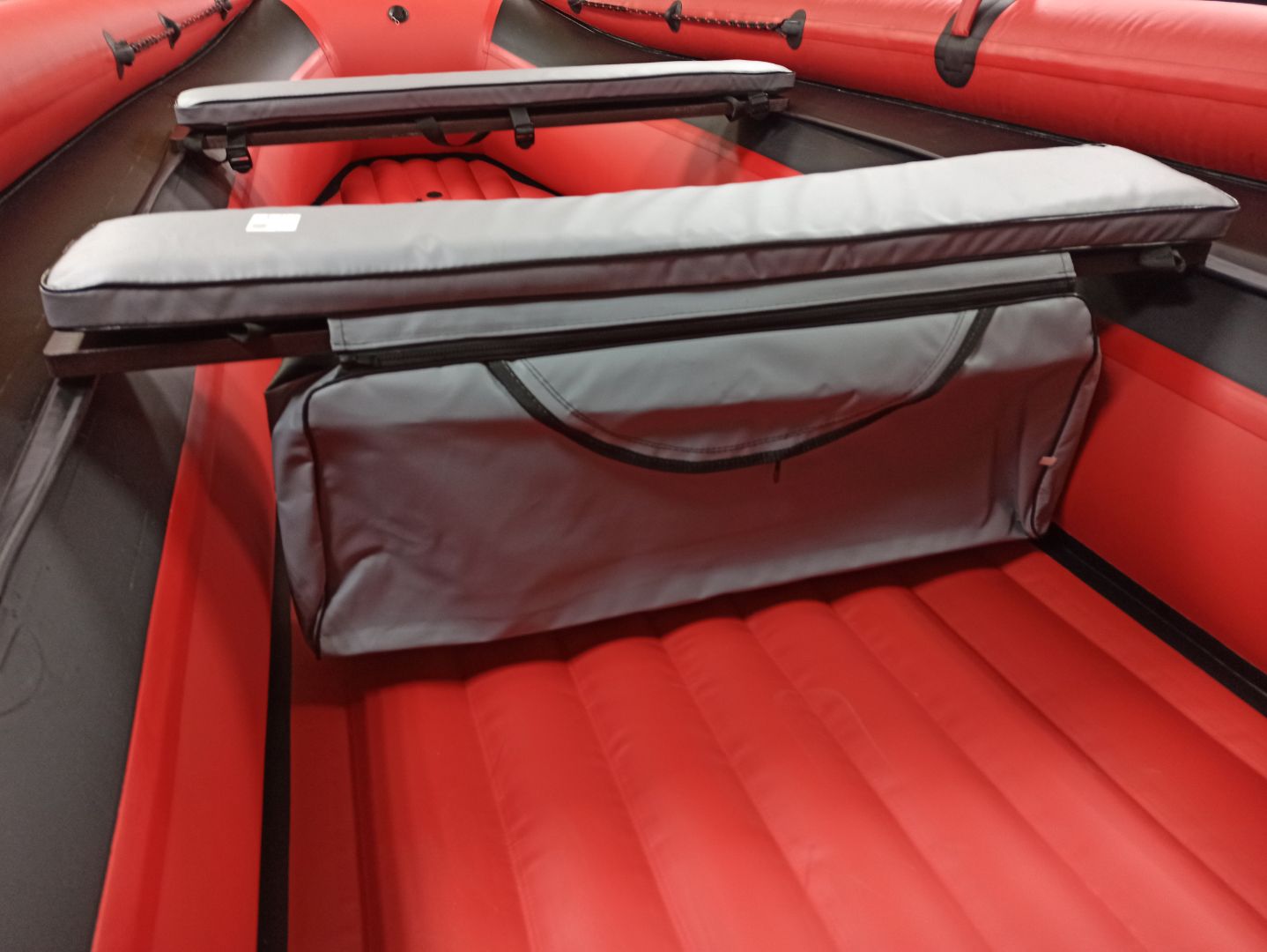 КОМПЛЕКТ МЯГКИХ НАКЛАДОК С СУМКОЙ ДЛЯ ЛОДОК 90Х20 СЕРЫЙ в Орехово-Зуево