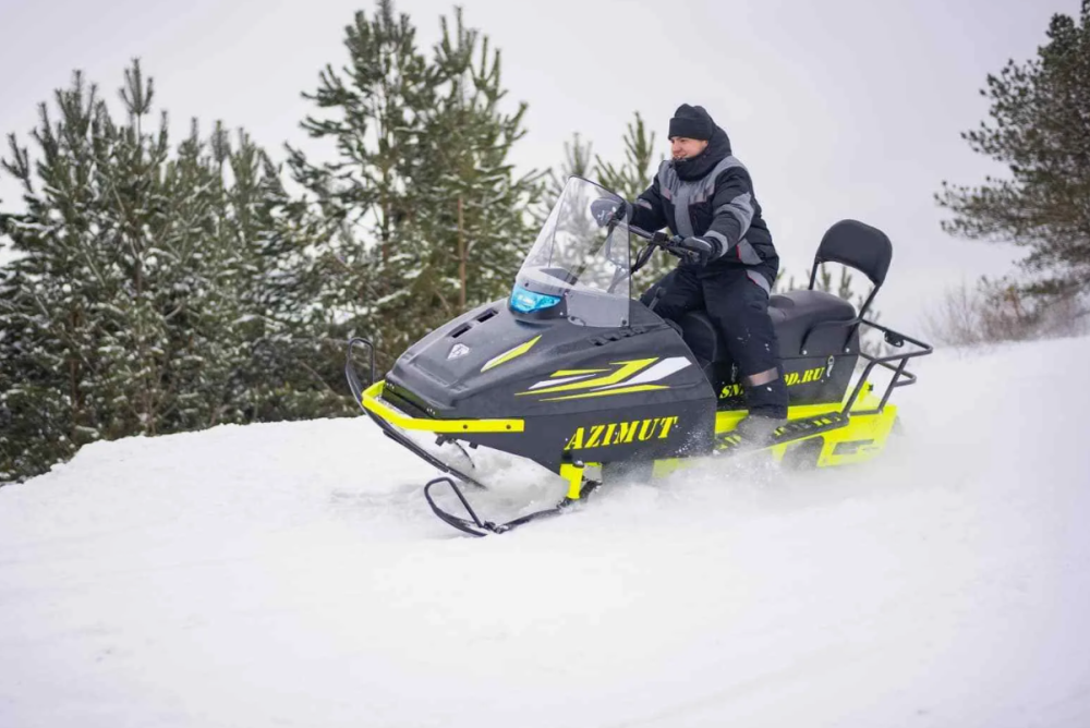 Миниснегоход Бурлак Азимут 24 л.с. , эл.запуск, реверс, тормоз гидравл, капот черный в Орехово-Зуево