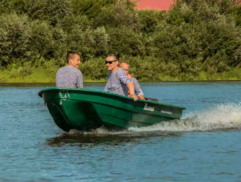 Стеклопластиковая лодка Neman-340 (тримаран) в Орехово-Зуево