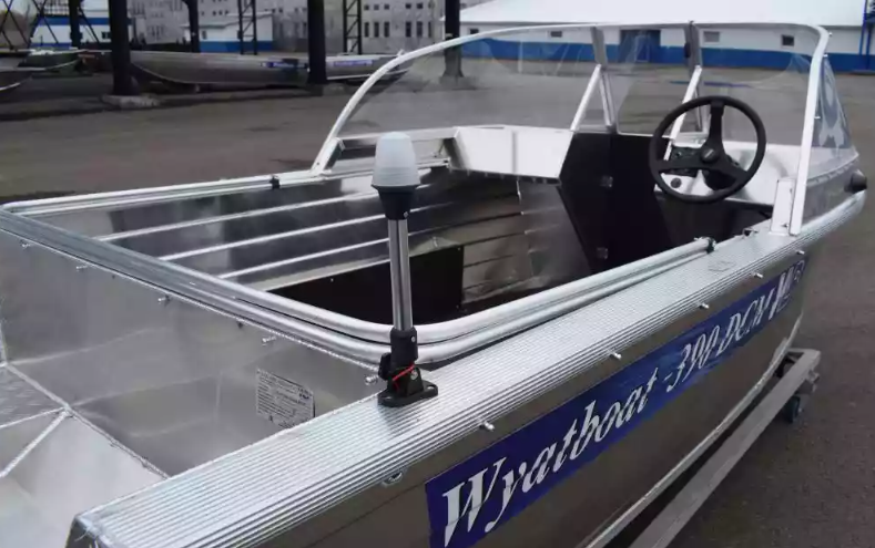 Алюминиевый катер Wyatboat-390 DCM Увеличенный борт в Орехово-Зуево Алюминиевый катер Wyatboat-390 DCM Увеличенный борт в Орехово-Зуево