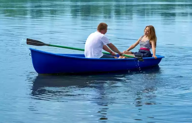 Стеклопластиковая лодка Дельфин в Орехово-Зуево