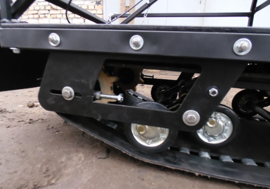 Мотобуксировщик AhtaR Зима 15 л/с с вариатором в Орехово-Зуево