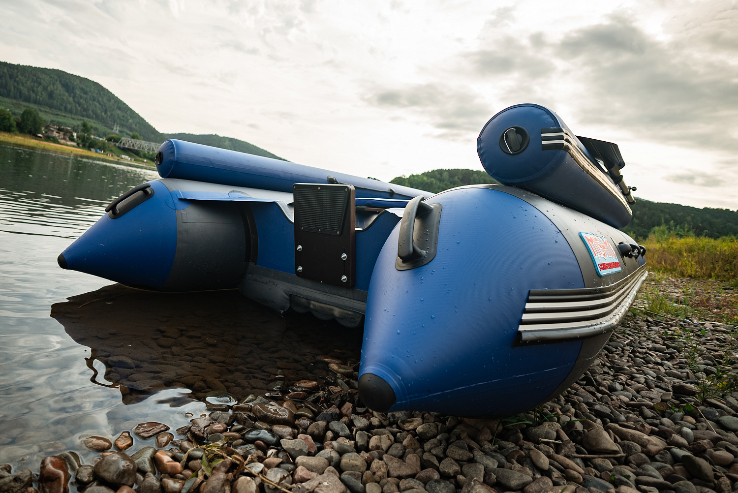 Лодка MISHIMO RIVER FJET PRO 430  под водомет в Орехово-Зуево