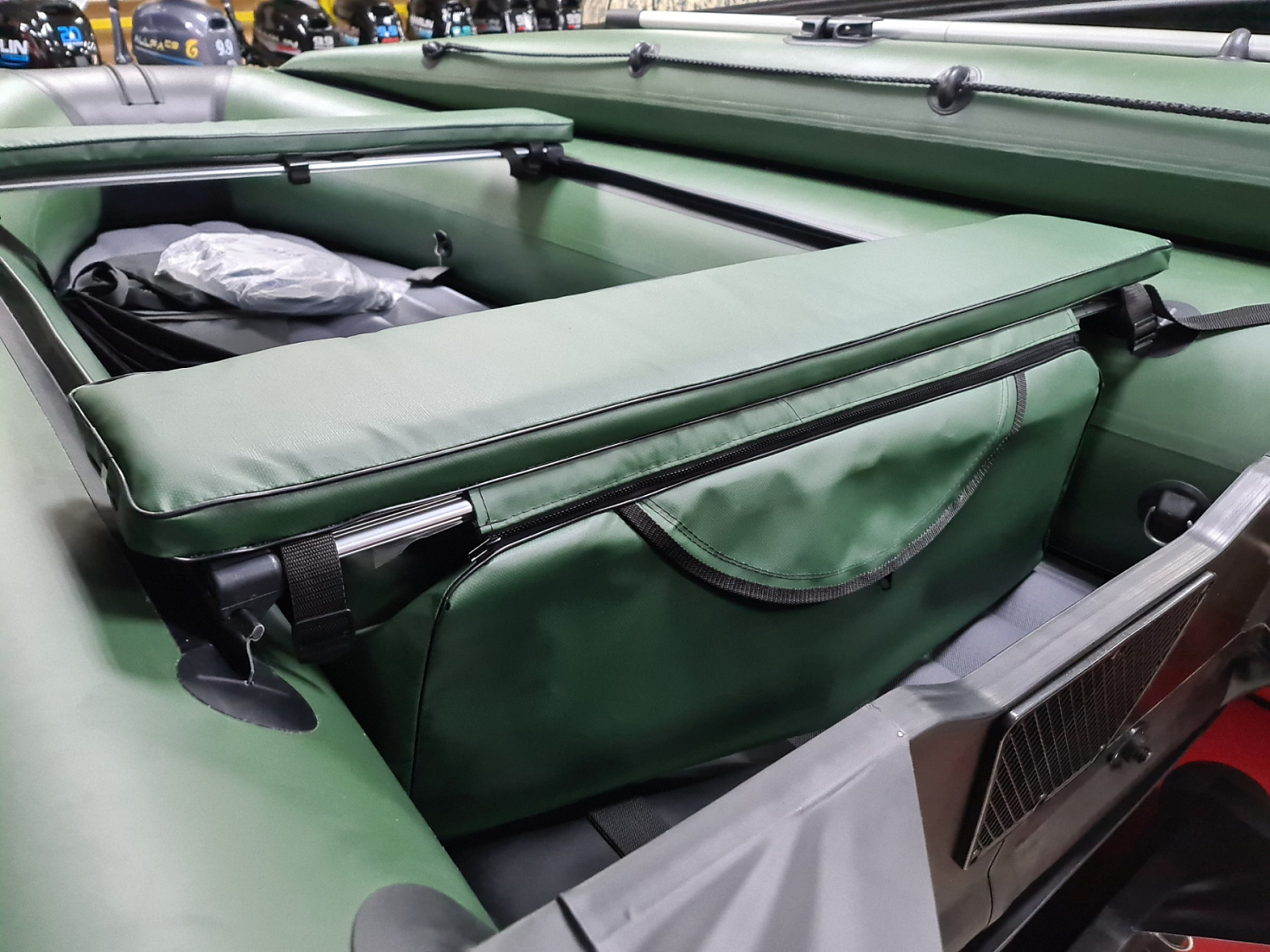 КОМПЛЕКТ МЯГКИХ НАКЛАДОК С СУМКОЙ ДЛЯ ЛОДОК 110Х20 ЗЕЛЕНЫЙ в Орехово-Зуево