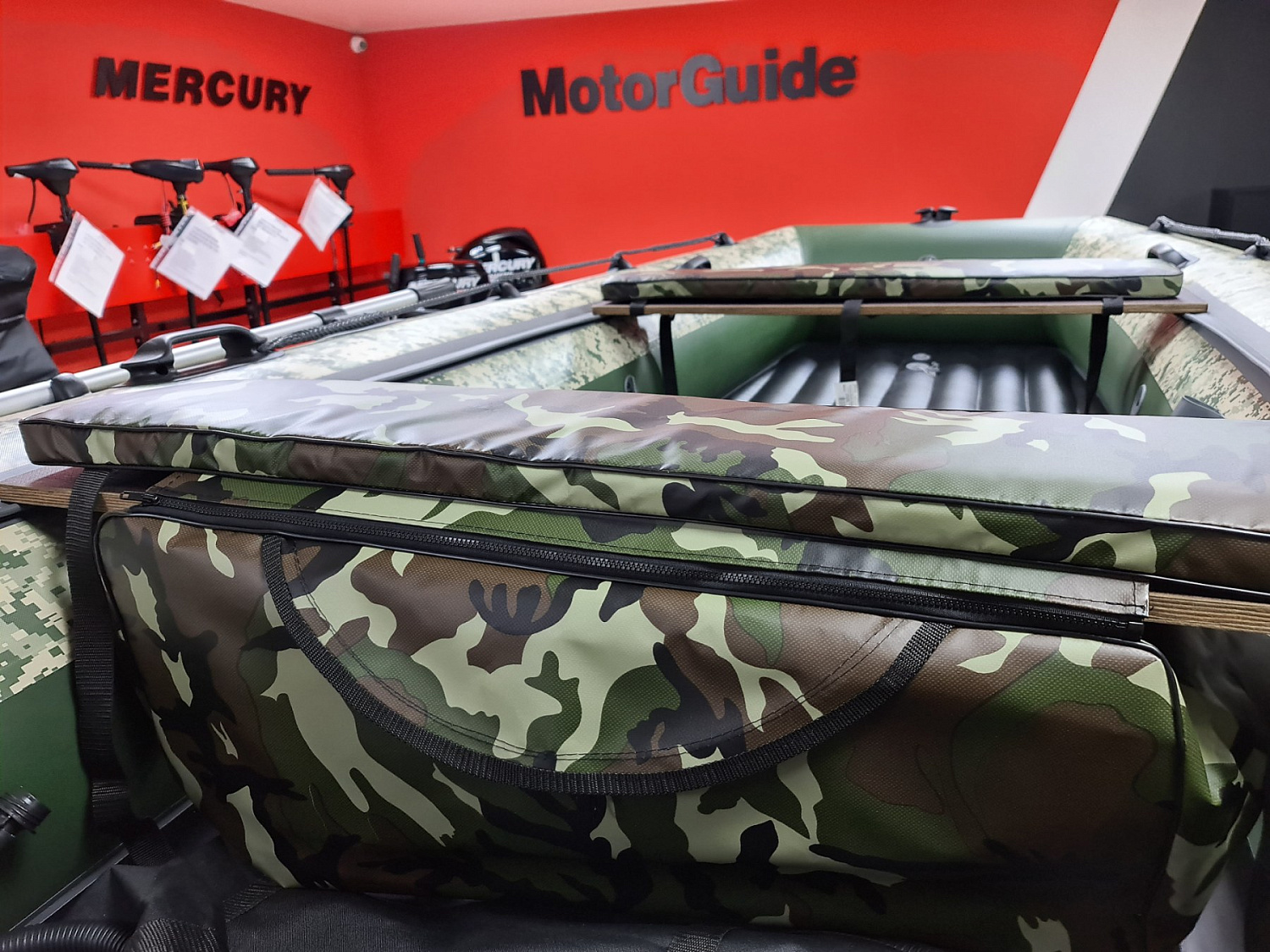 КОМПЛЕКТ МЯГКИХ НАКЛАДОК С СУМКОЙ ДЛЯ ЛОДОК 105Х20 КАМУФЛЯЖ в Орехово-Зуево