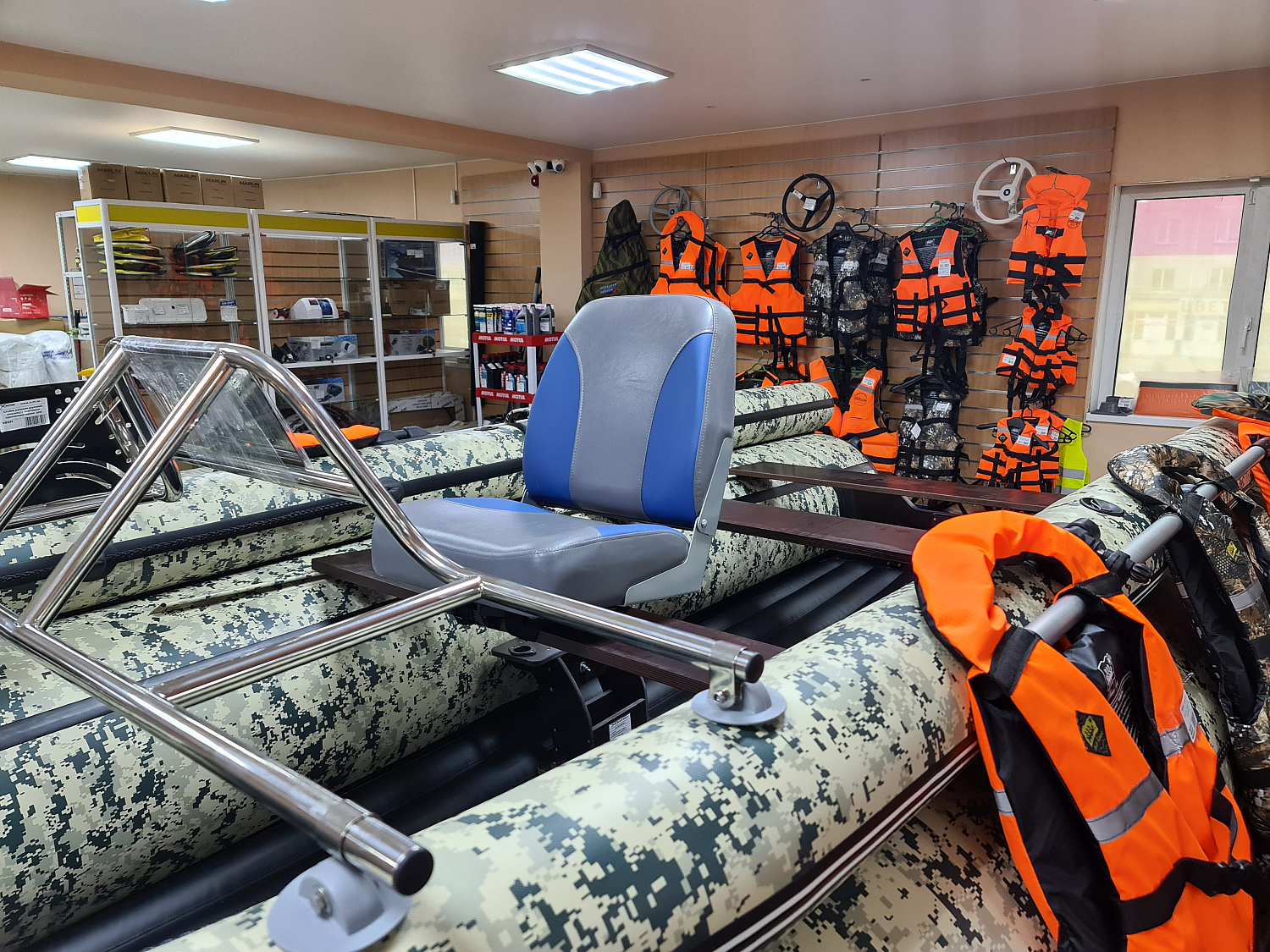 КРЕСЛО МЯГКОЕ РАСКЛАДНОЕ С ПОВОРОТНЫМ МЕХАНИЗМОМ ДЛЯ ЛОДОК в Орехово-Зуево