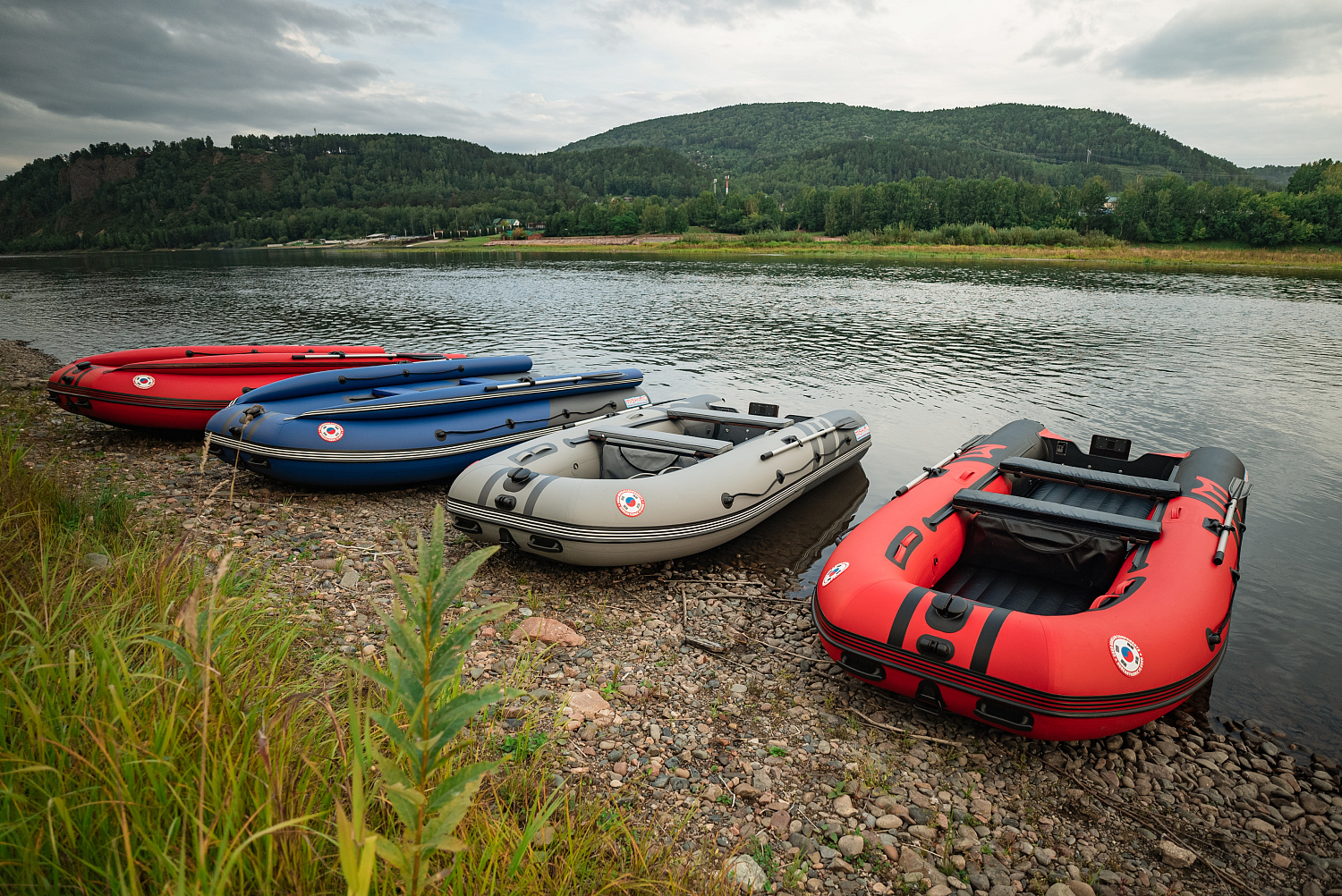Лодка MISHIMO RIVER FJET PRO 430  под водомет в Орехово-Зуево