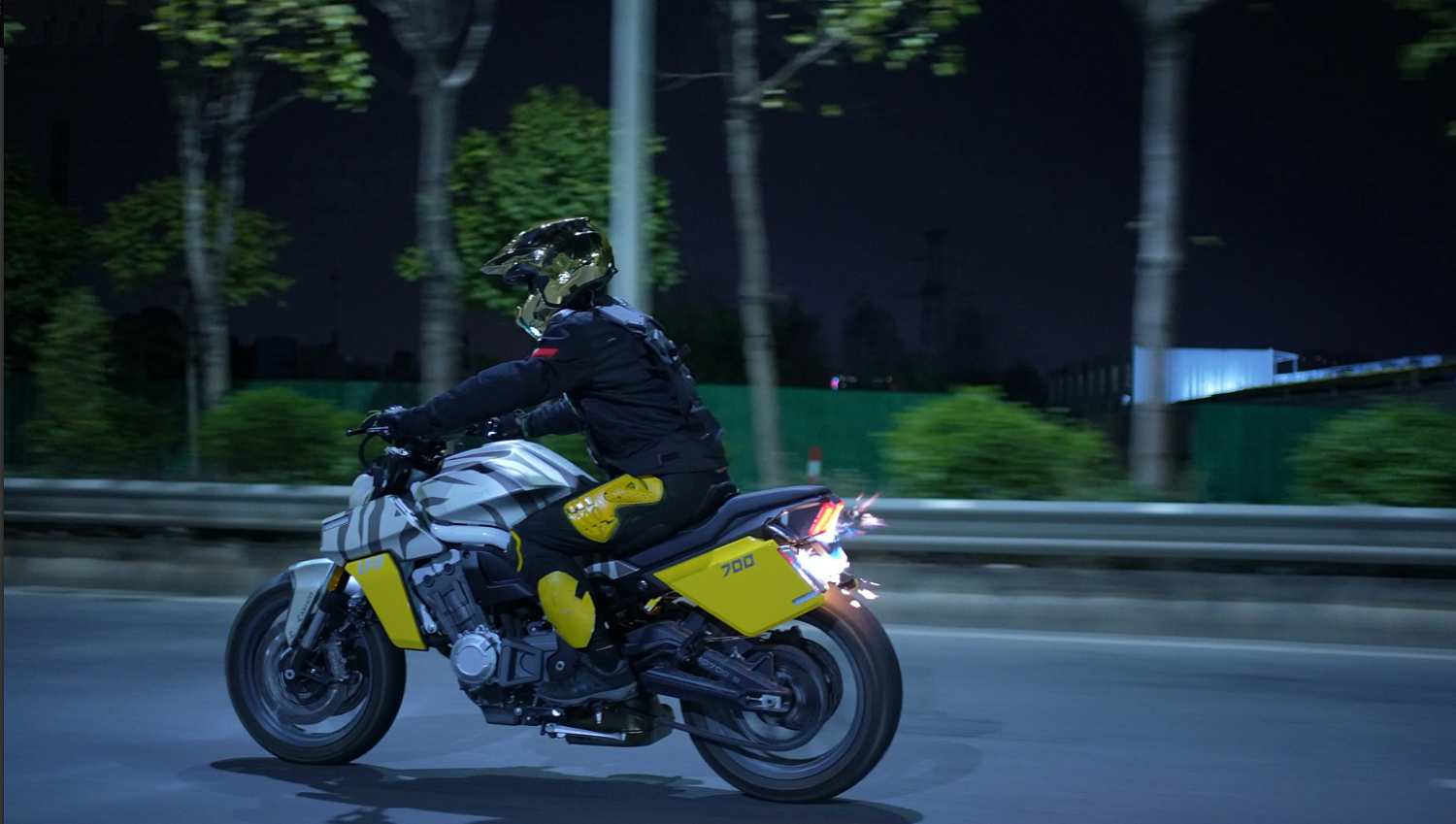 Мотоцикл Benda LFS 700 в Орехово-Зуево